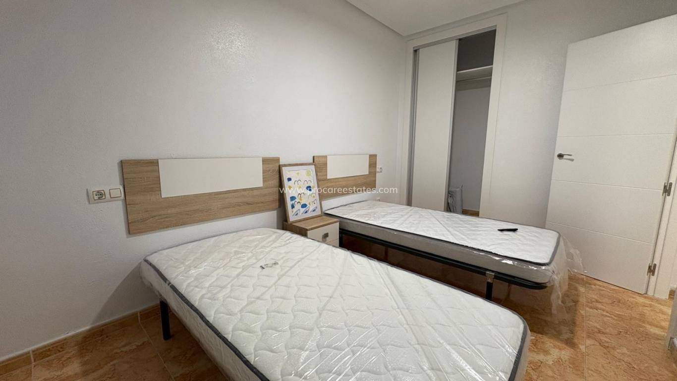 Revente - Appartement - Torrevieja - Paseo maritimo