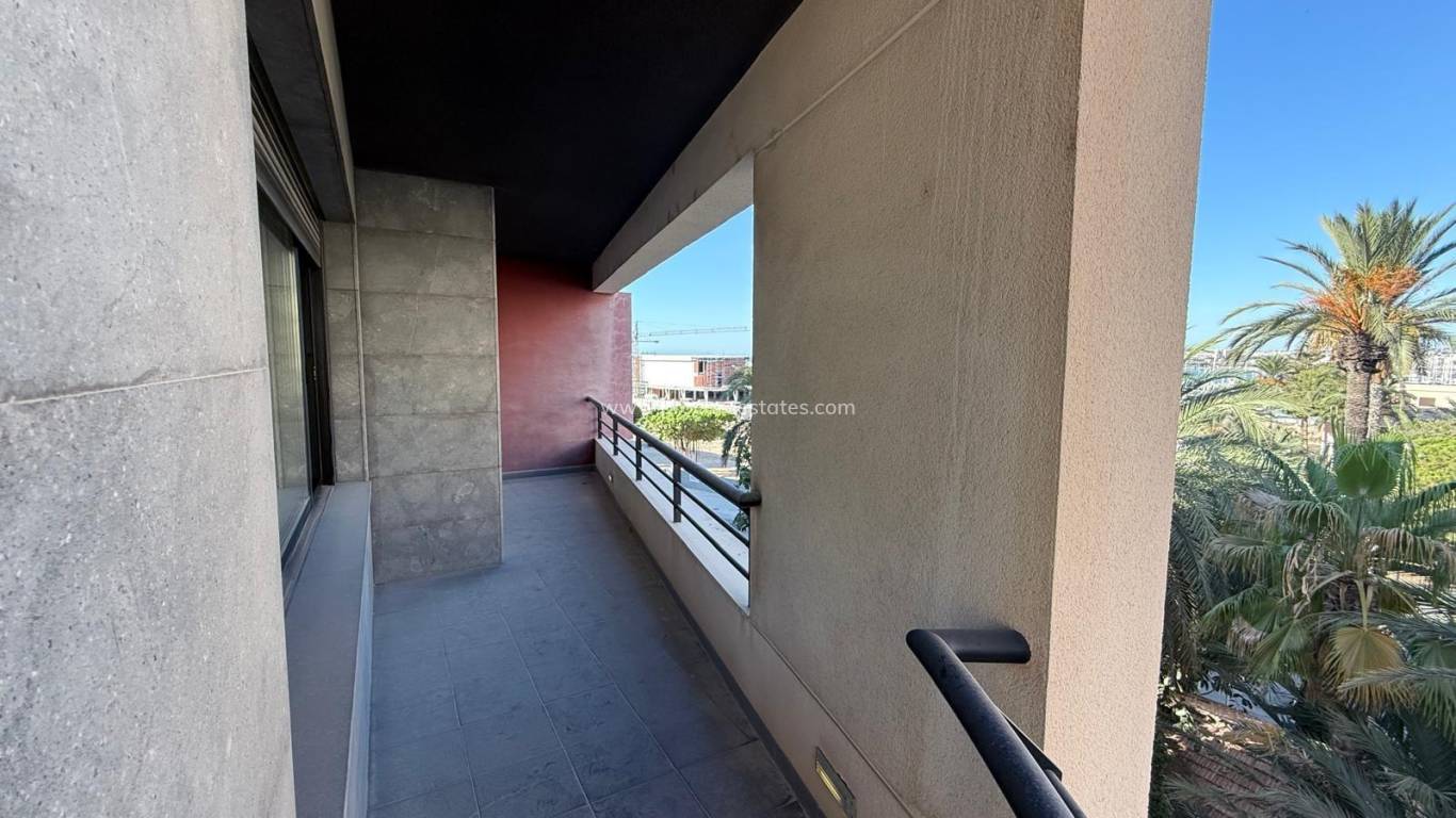 Revente - Appartement - Torrevieja - Puerto Deportivo