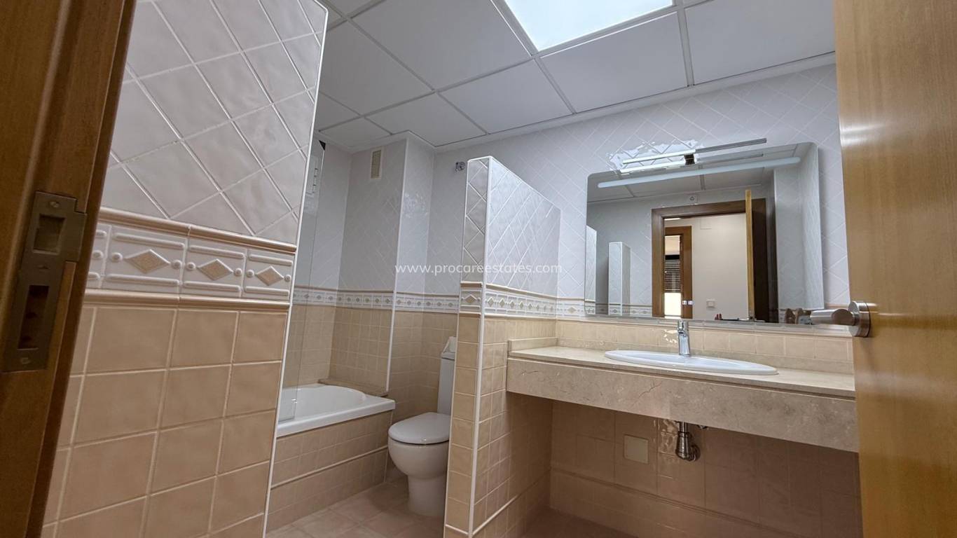 Revente - Appartement - Torrevieja - Puerto Deportivo