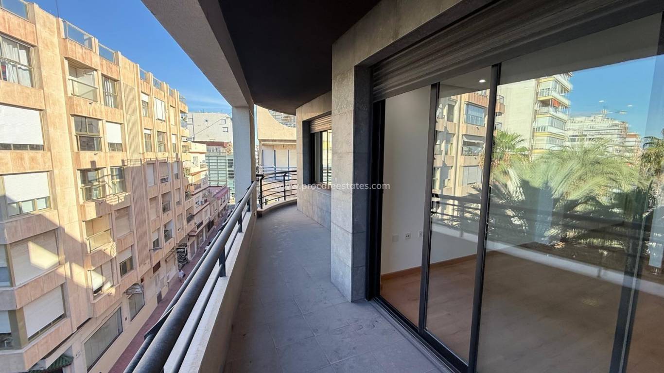 Revente - Appartement - Torrevieja - Puerto Deportivo