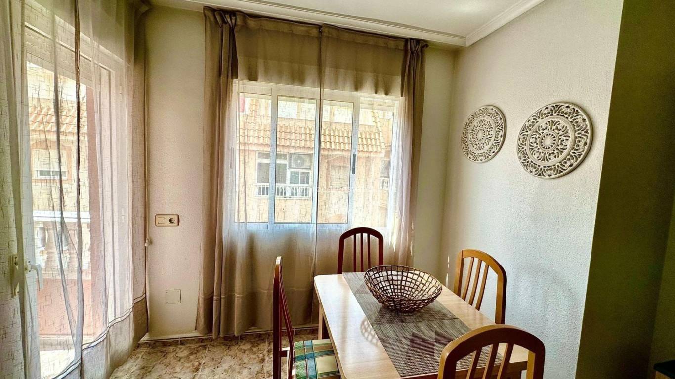 Revente - Appartement - Torrevieja - Torrevieja Center