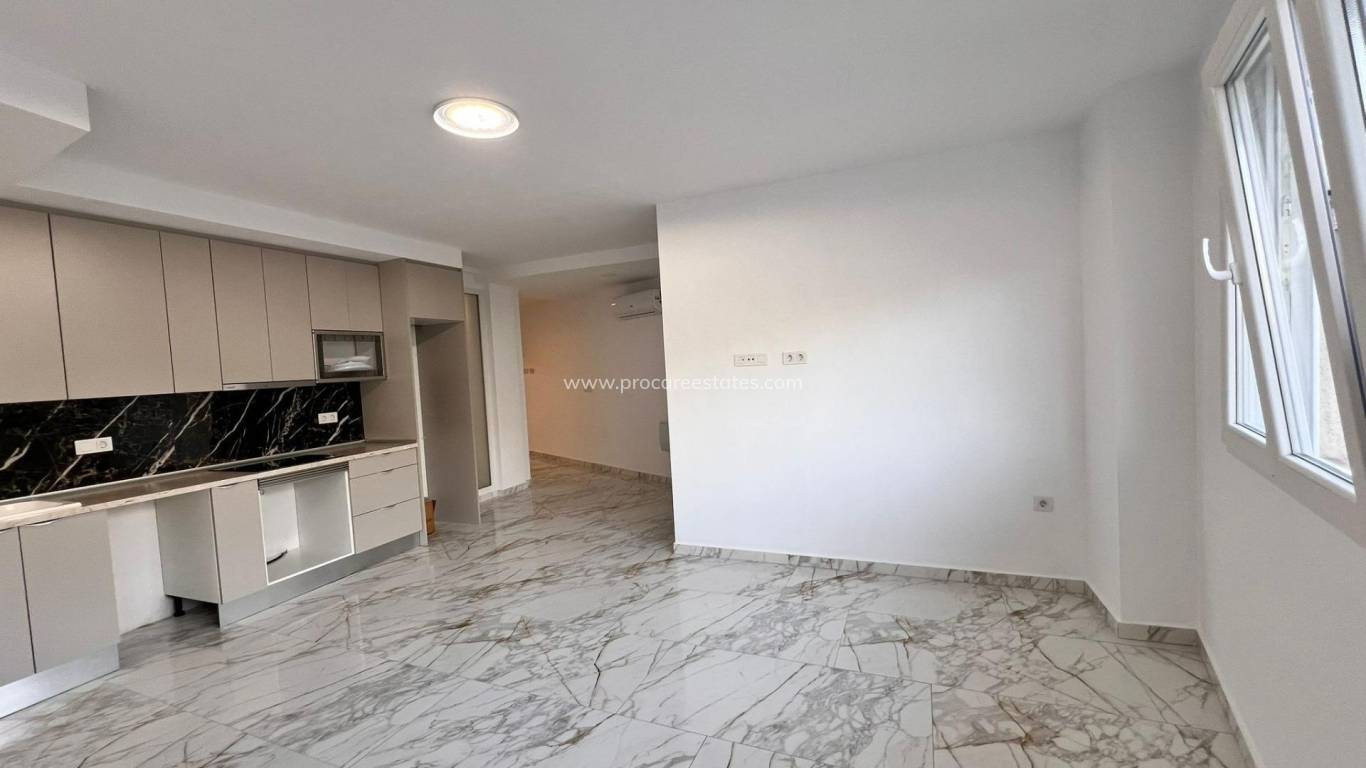 Revente - Appartement - Torrevieja - Torrevieja Center
