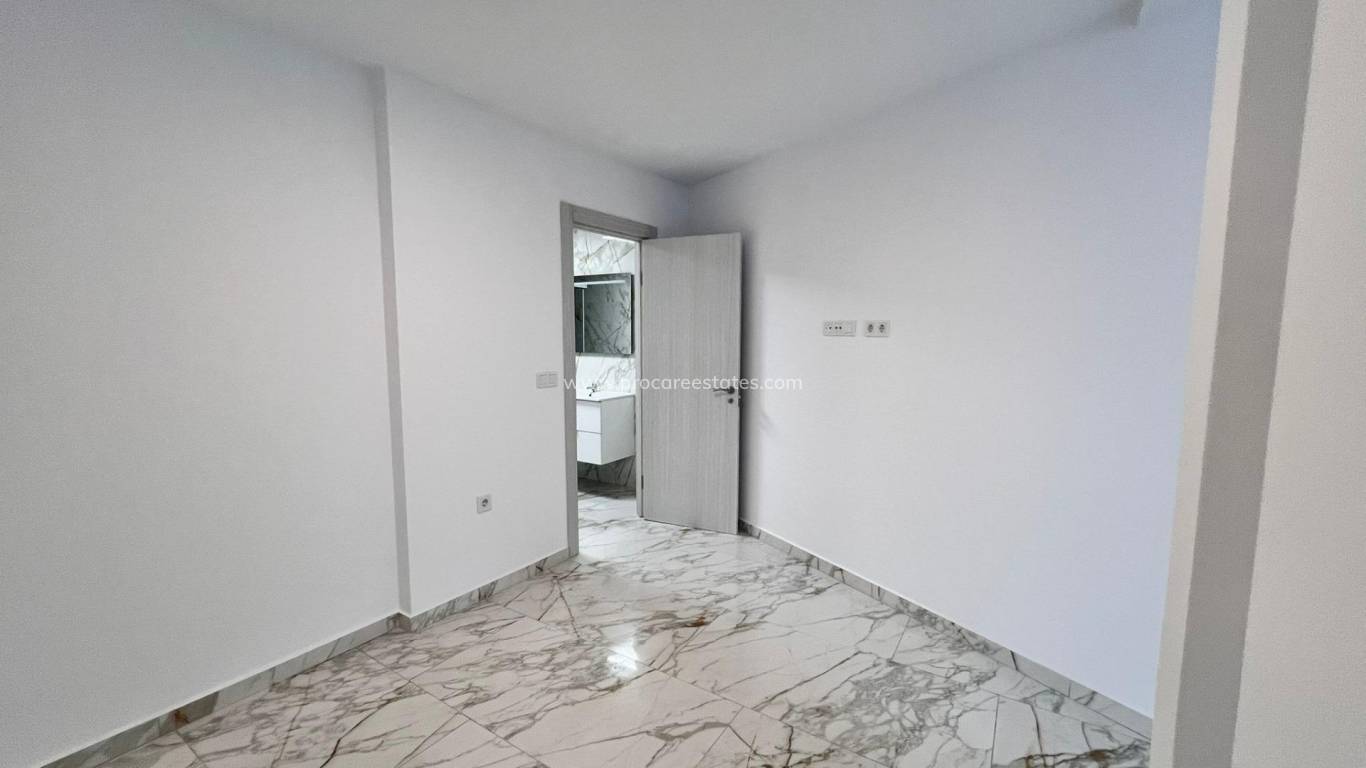 Revente - Appartement - Torrevieja - Torrevieja Center