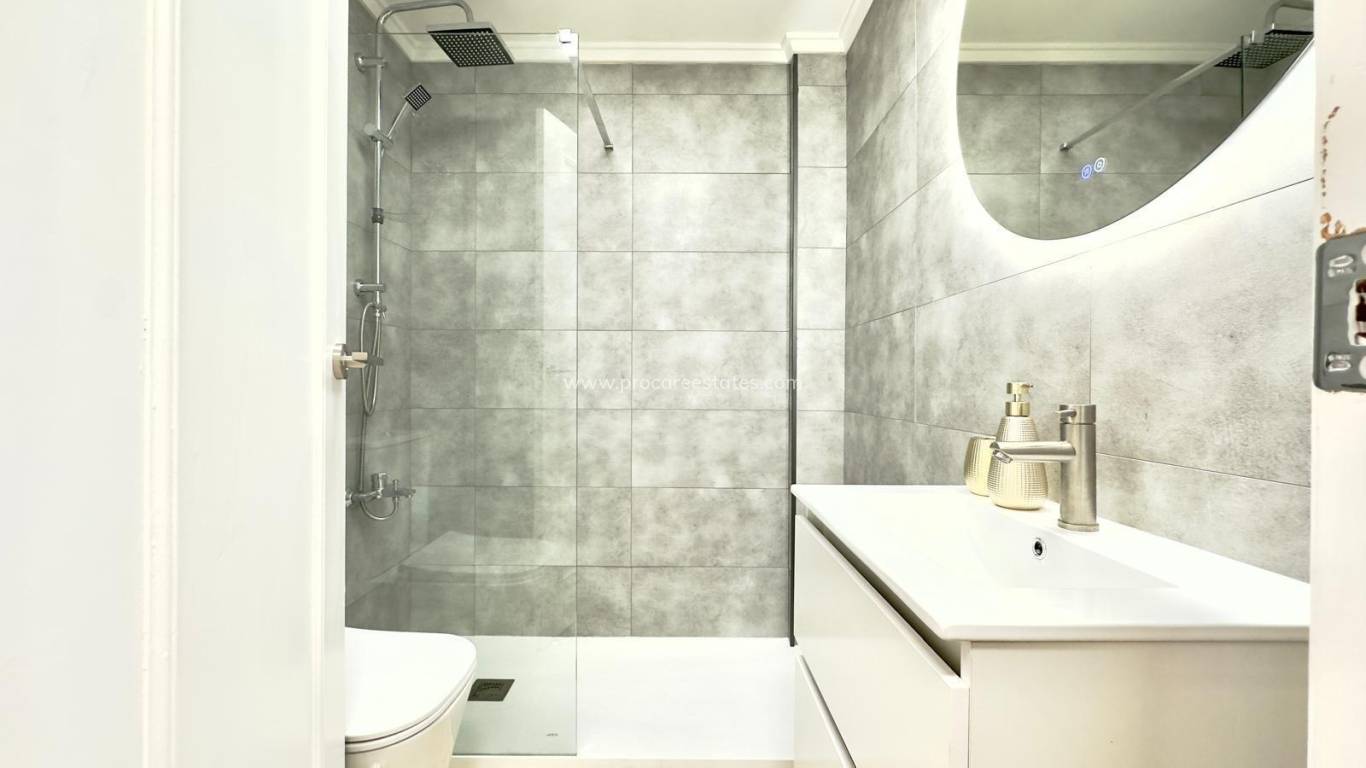 Revente - Appartement - Torrevieja - Torrevieja Center