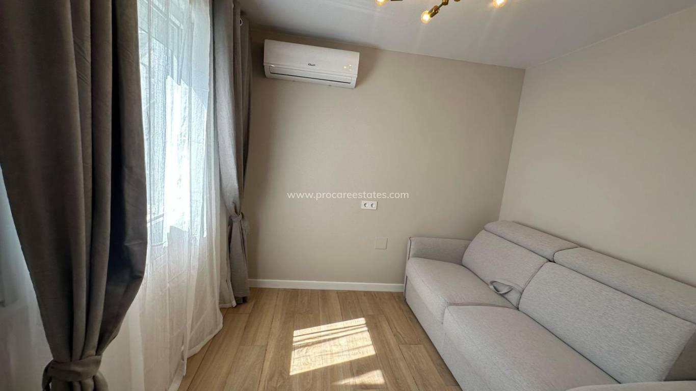Revente - Appartement - Torrevieja - Torrevieja Center