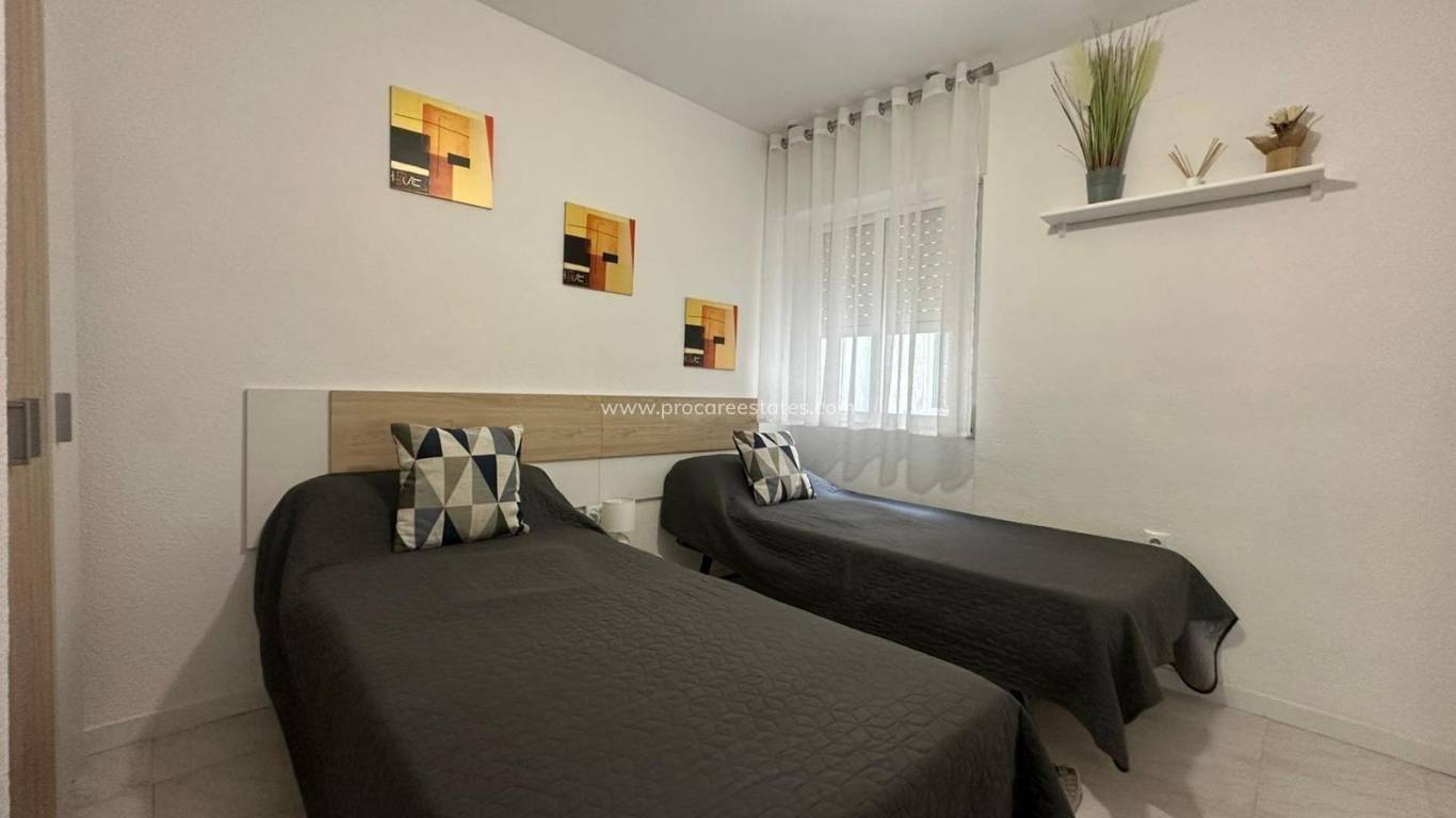 Revente - Appartement - Torrevieja - Torrevieja Center