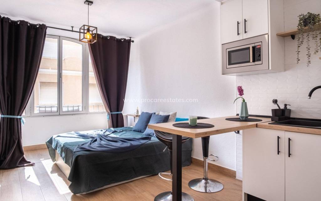 Revente - Appartement - Torrevieja - Torrevieja Center