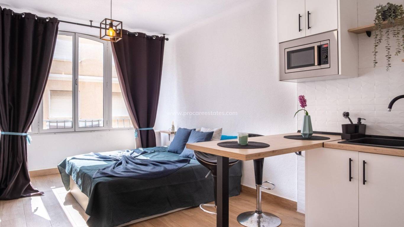 Revente - Appartement - Torrevieja - Torrevieja Center