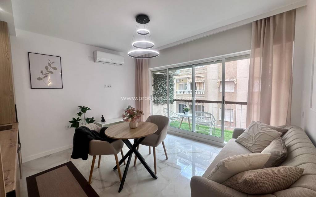 Revente - Appartement - Torrevieja - Torrevieja Center