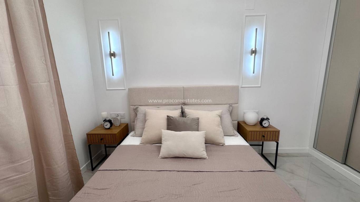 Revente - Appartement - Torrevieja - Torrevieja Center