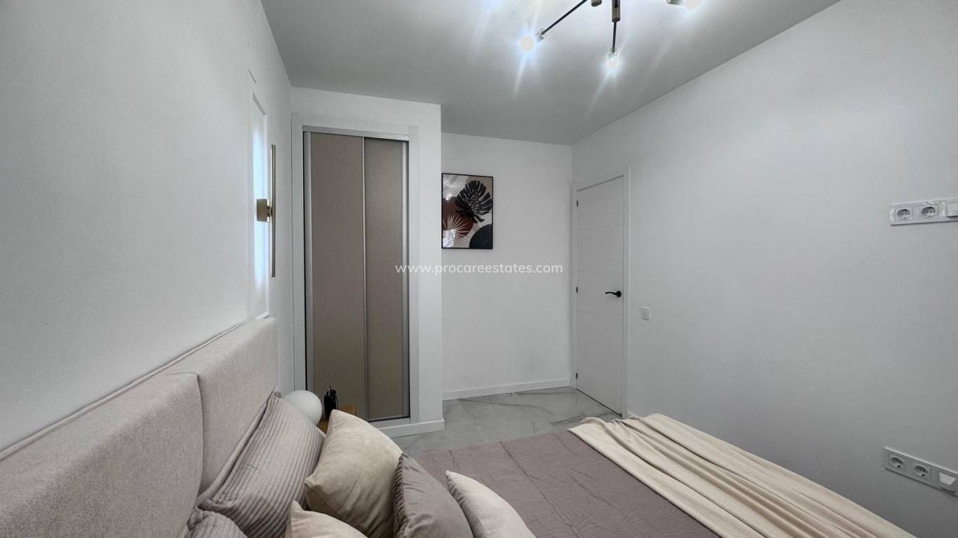 Revente - Appartement - Torrevieja - Torrevieja Center