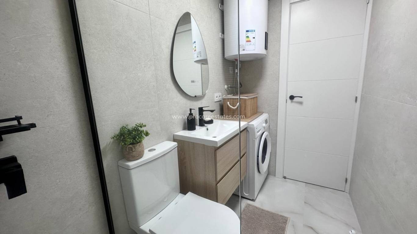 Revente - Appartement - Torrevieja - Torrevieja Center