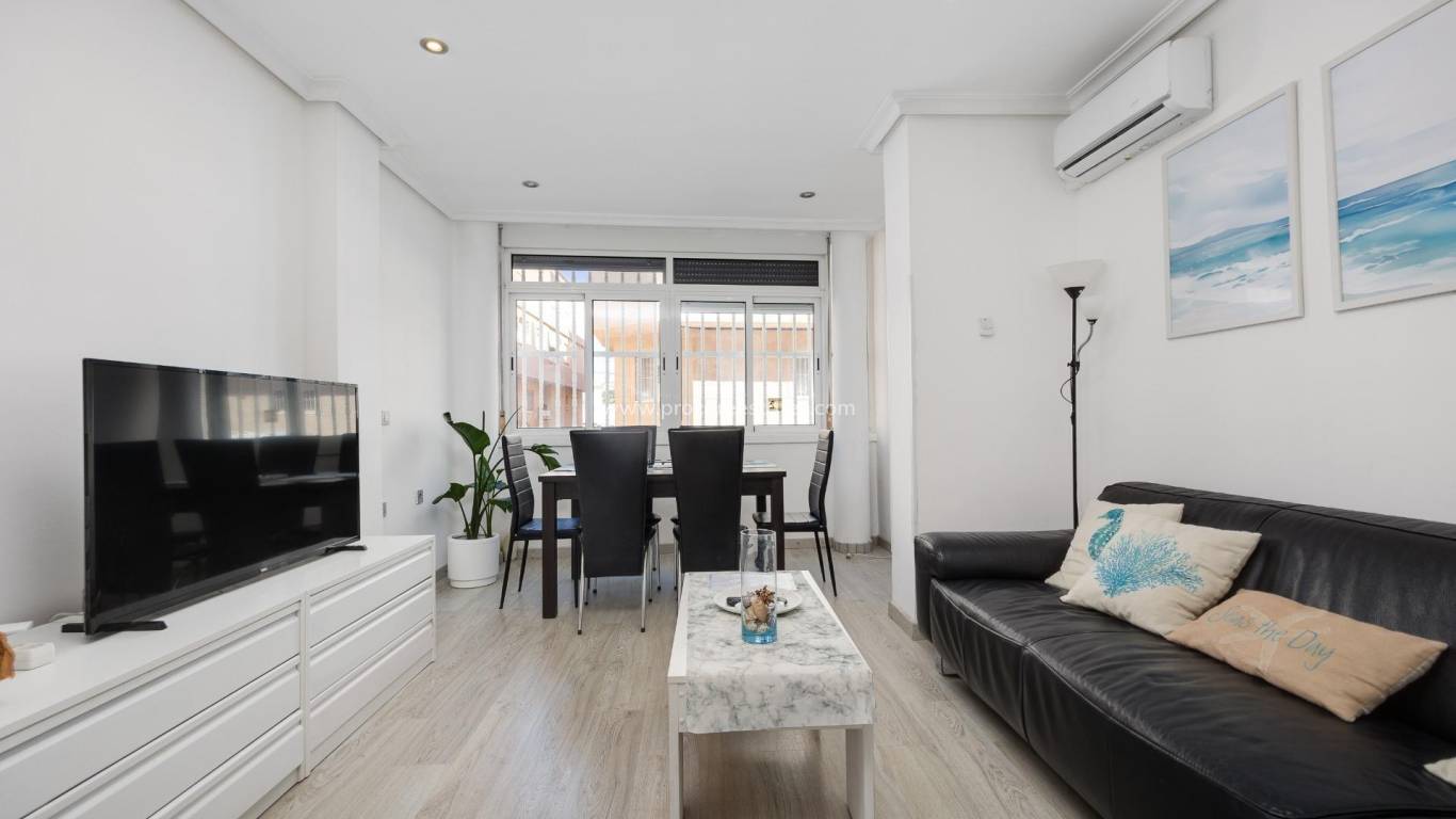 Revente - Appartement - Torrevieja - Torrevieja Center