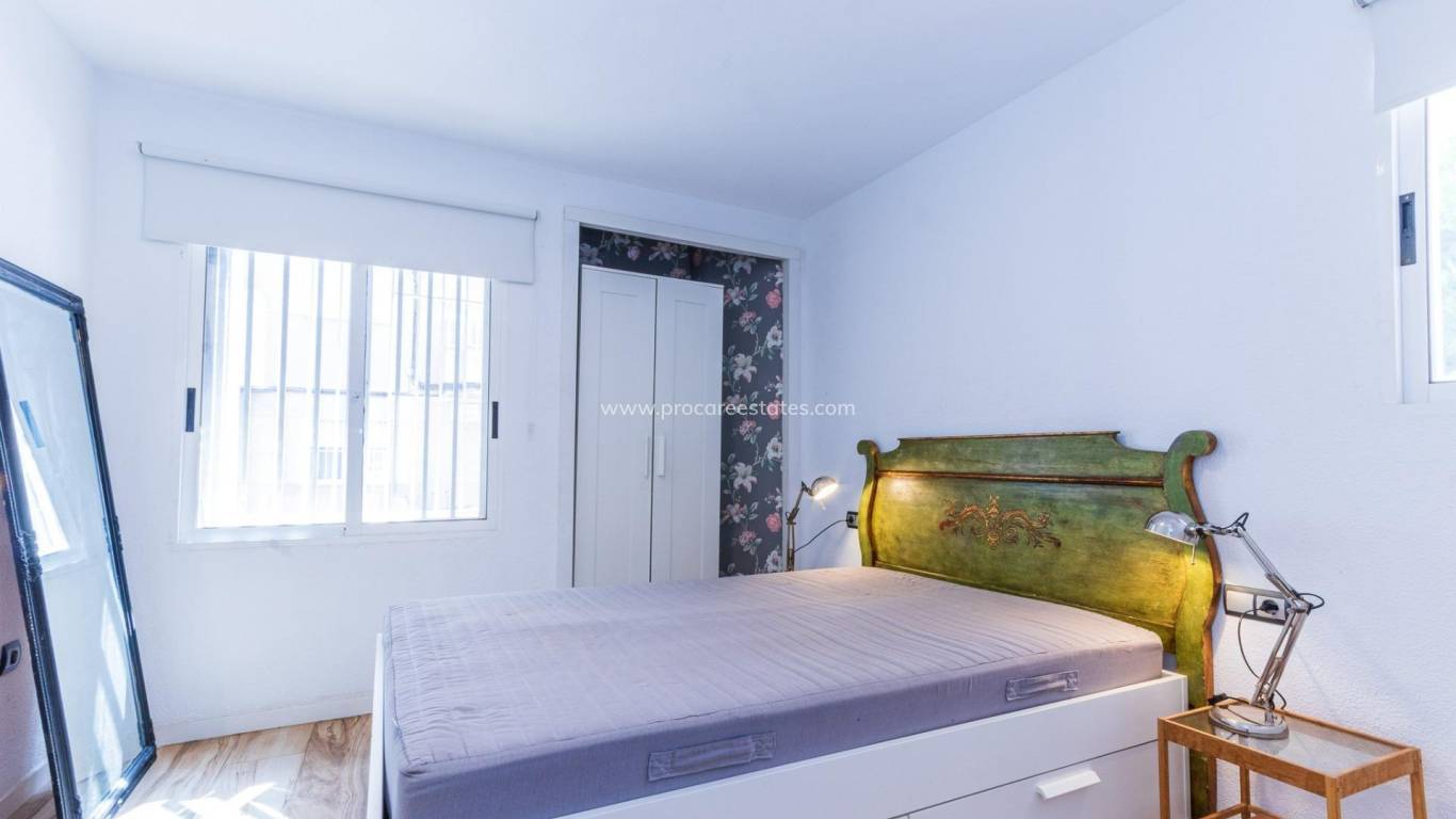 Revente - Appartement - Torrevieja - Torrevieja Center