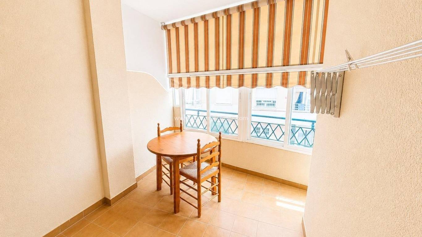 Revente - Appartement - Torrevieja - Torrevieja Center