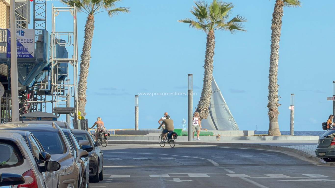 Revente - Appartement - Torrevieja - Torrevieja Center