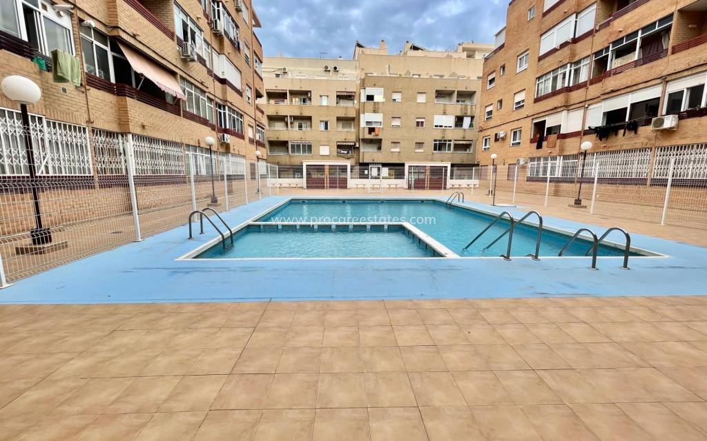 Revente - Appartement - Torrevieja - Torrevieja Center