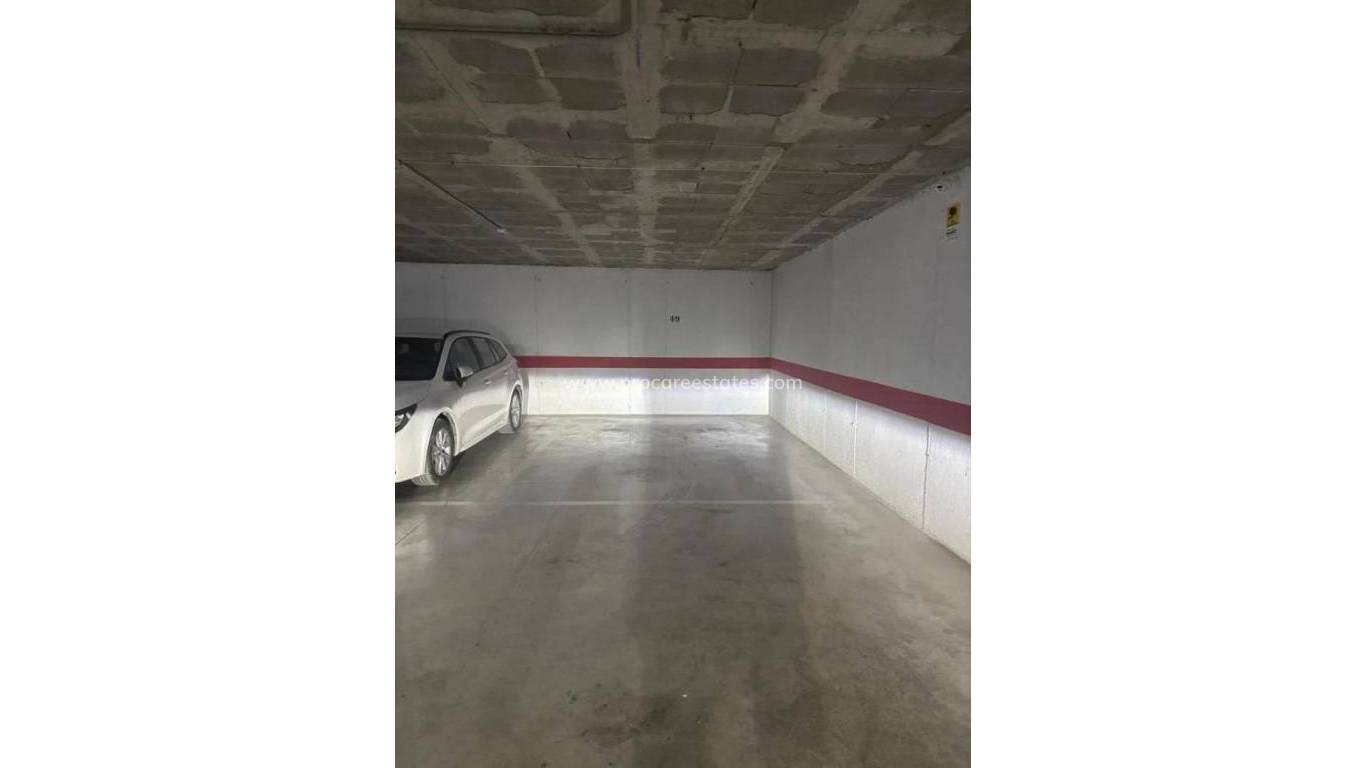 Revente - Garage - Alicante - San Gabriel