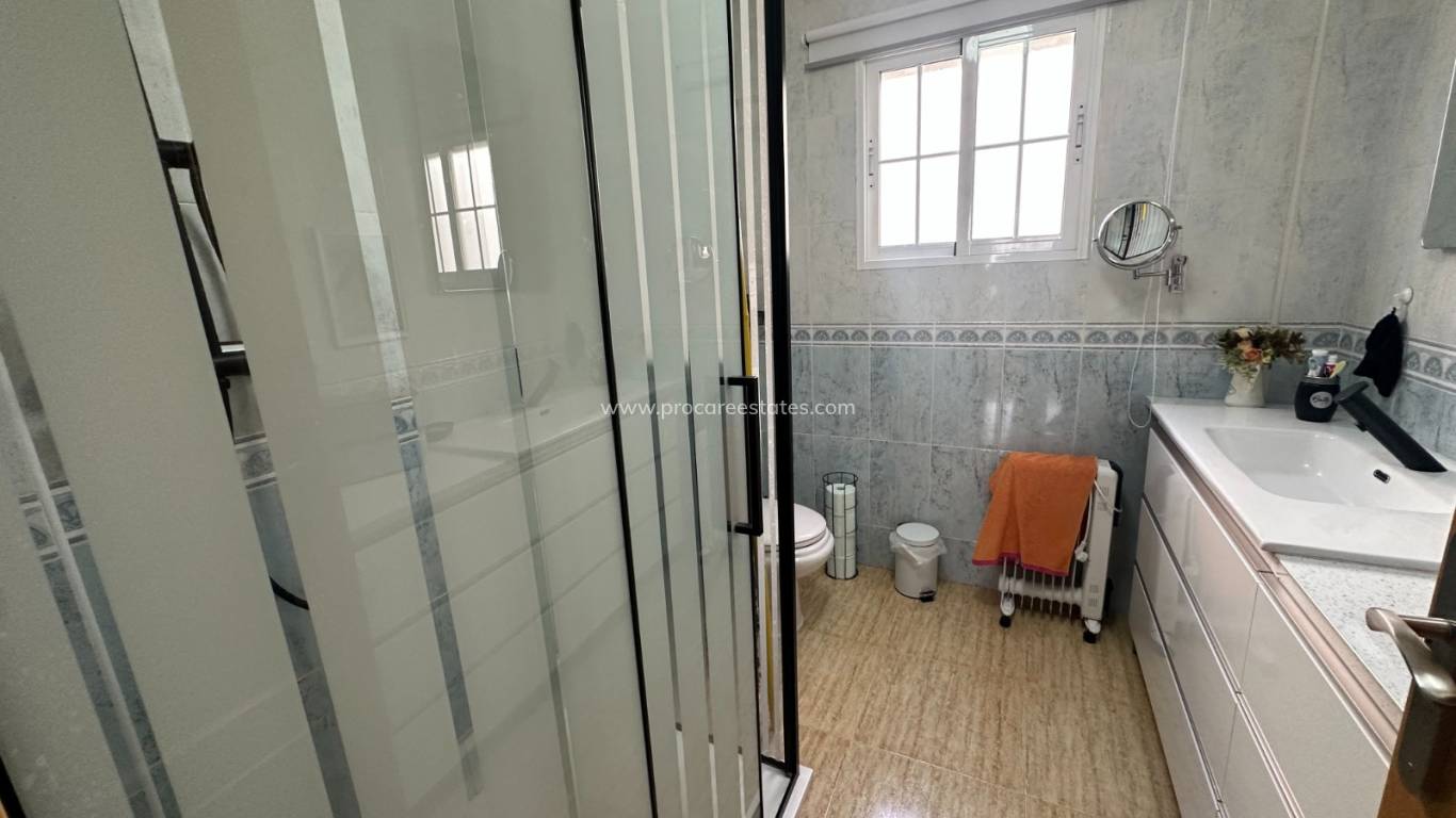 Revente - Maison de ville - Bigastro