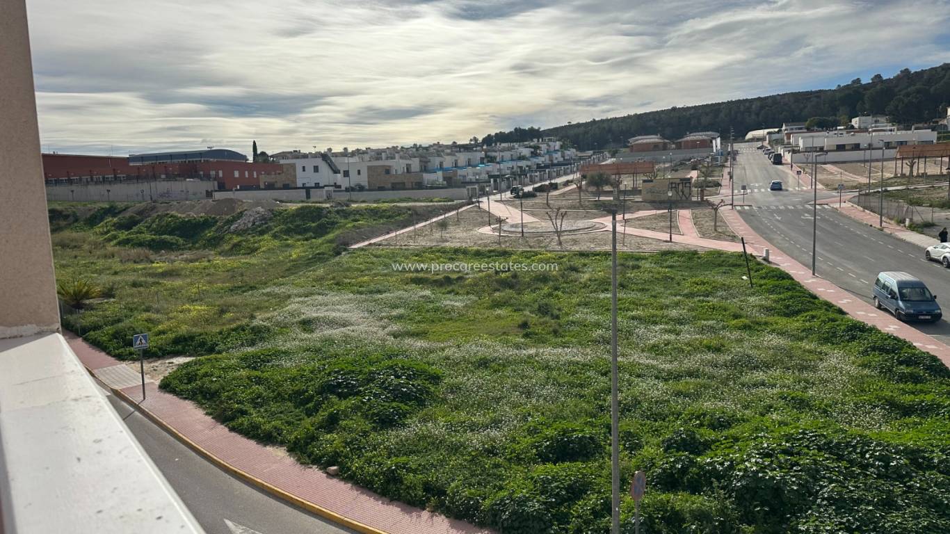 Revente - Maison de ville - Bigastro