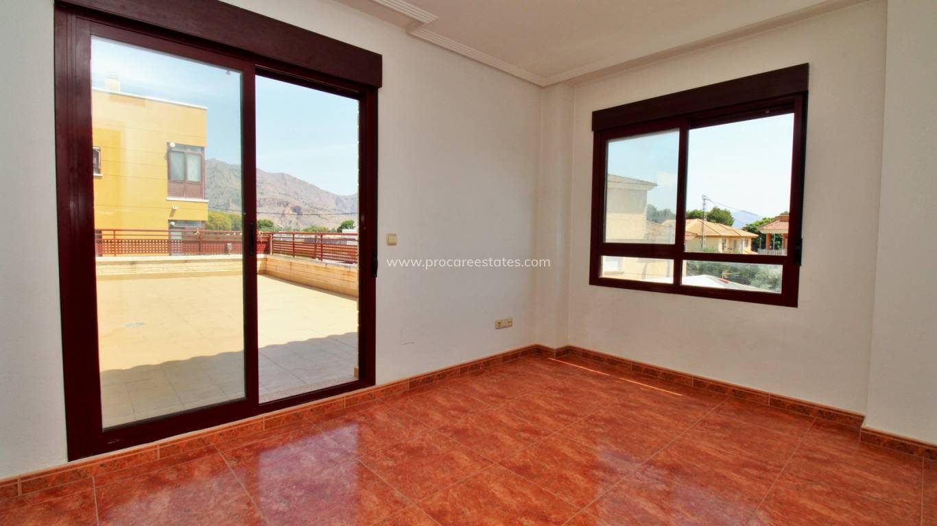 Revente - Maison de ville - Los Desamparados