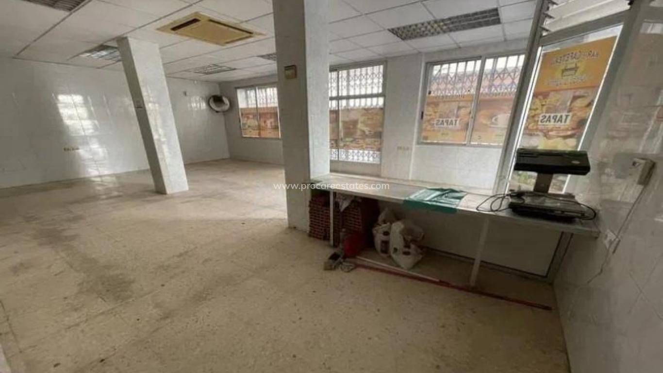 Revente - Propriété commerciale - Alicante - Altozano