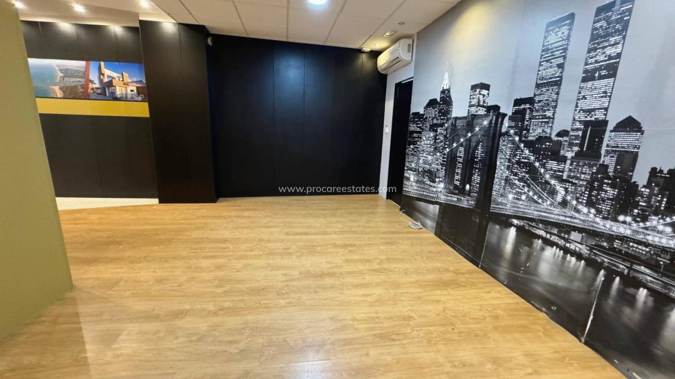 Revente - Propriété commerciale - Guardamar del Segura - Centro