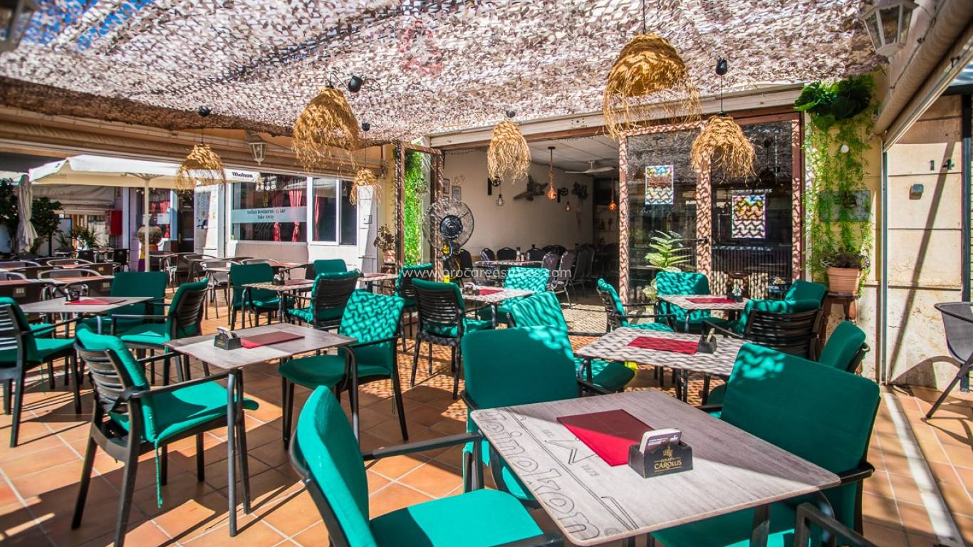 Revente - Propriété commerciale - Orihuela - Los Balcones Y los Altos