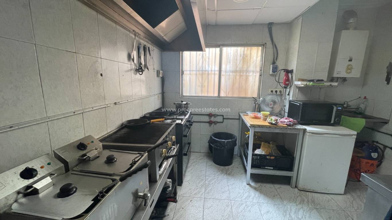 Revente - Propriété commerciale - Torrevieja - Comunidad Valenciana