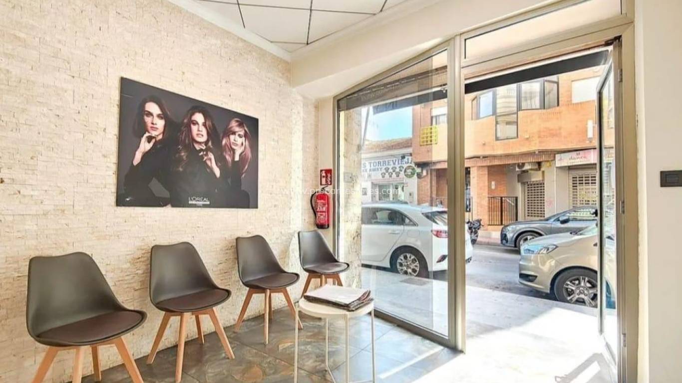 Revente - Propriété commerciale - Torrevieja - La Siesta - San Luis