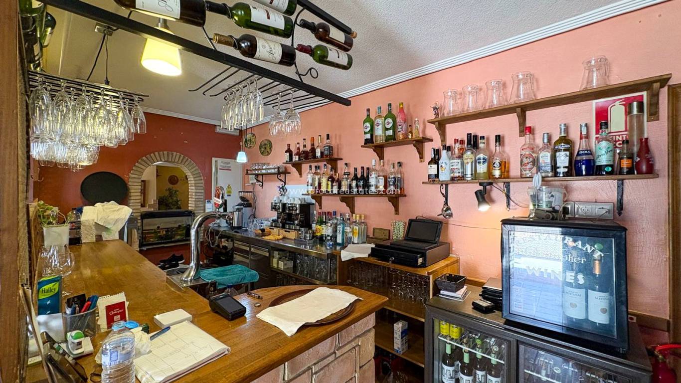 Revente - Propriété commerciale - Torrevieja - La Veleta