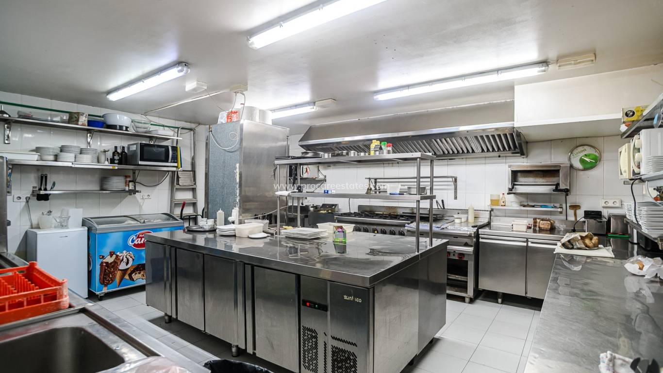 Revente - Propriété commerciale - Torrevieja - La Veleta