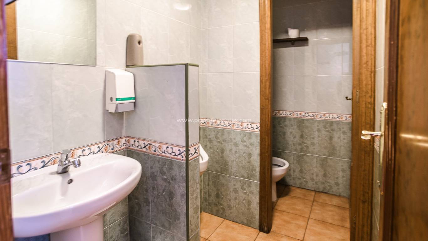 Revente - Propriété commerciale - Torrevieja - La Veleta