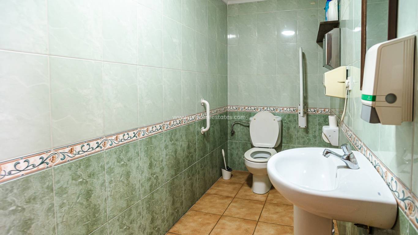 Revente - Propriété commerciale - Torrevieja - La Veleta