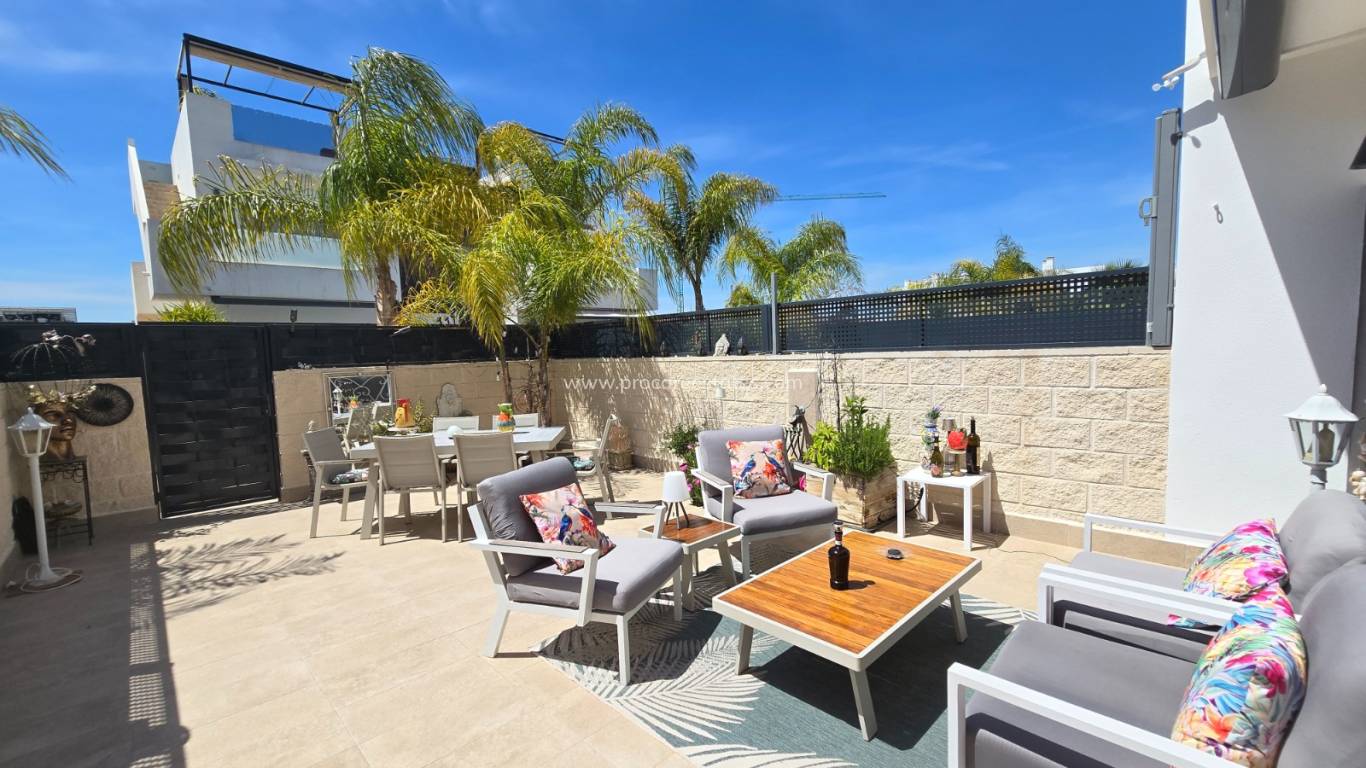 Revente - Townhouse * - Ciudad Quesada * - Doña Pepa *