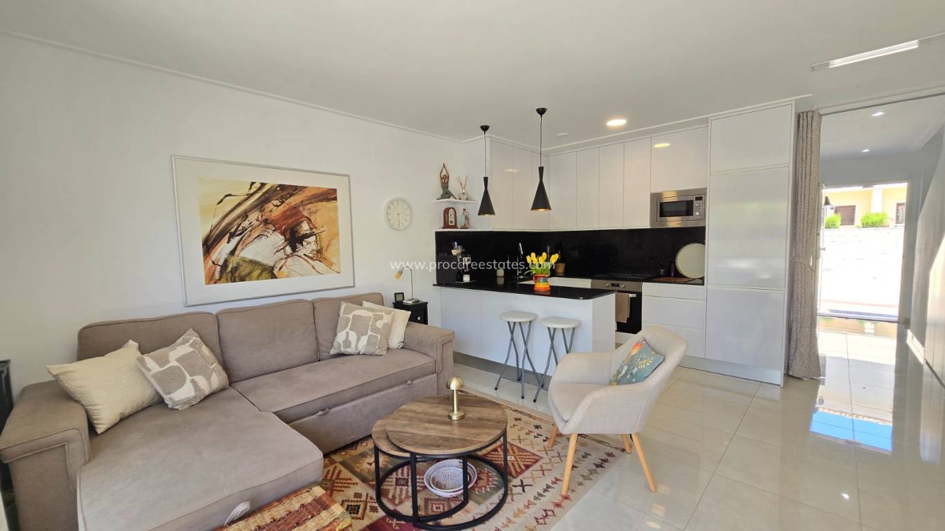 Revente - Townhouse * - Ciudad Quesada * - Doña Pepa *