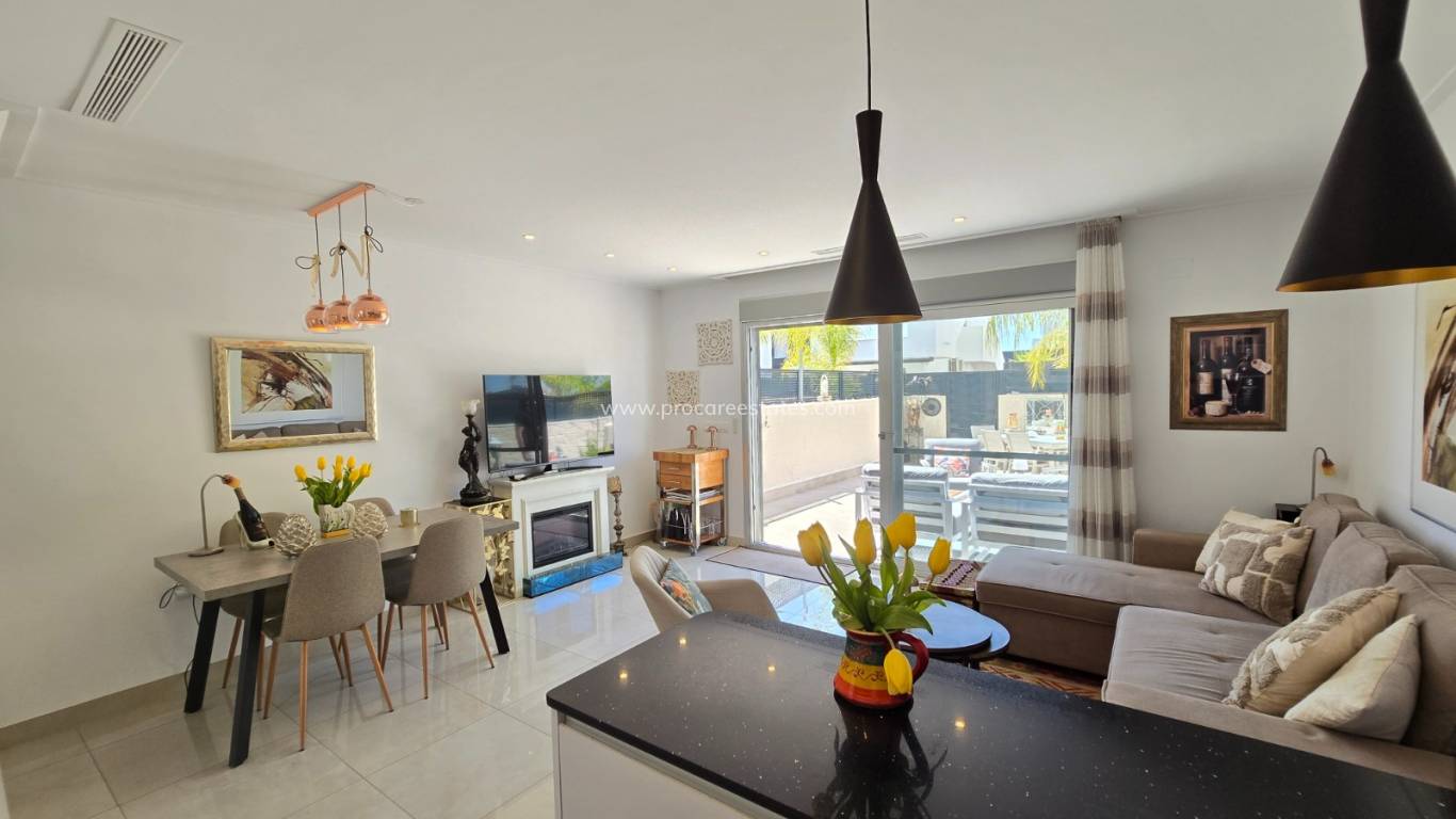 Revente - Townhouse * - Ciudad Quesada * - Doña Pepa *