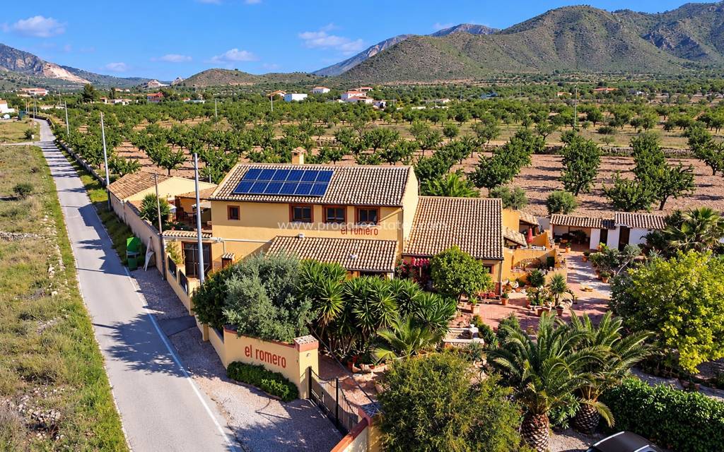 Revente - Villa - Barbarroja