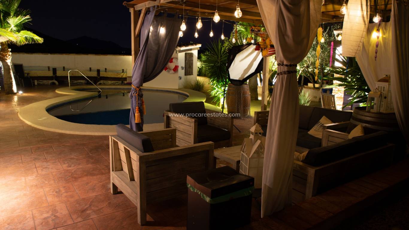 Revente - Villa - Barbarroja