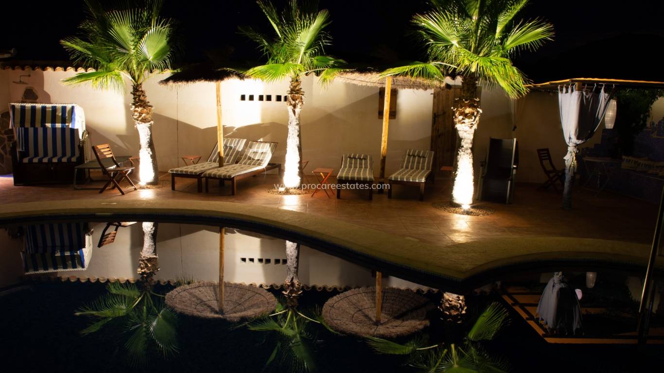Revente - Villa - Barbarroja