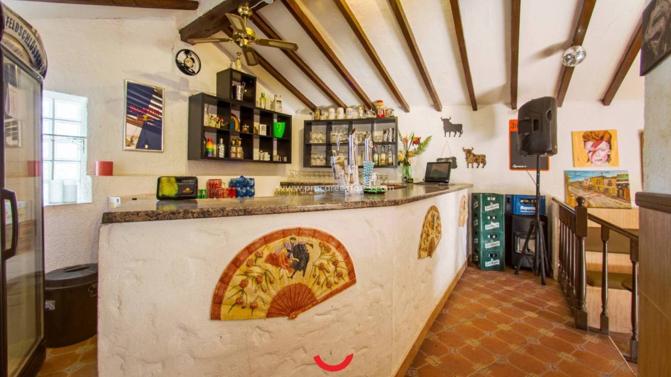 Revente - Villa - Barbarroja