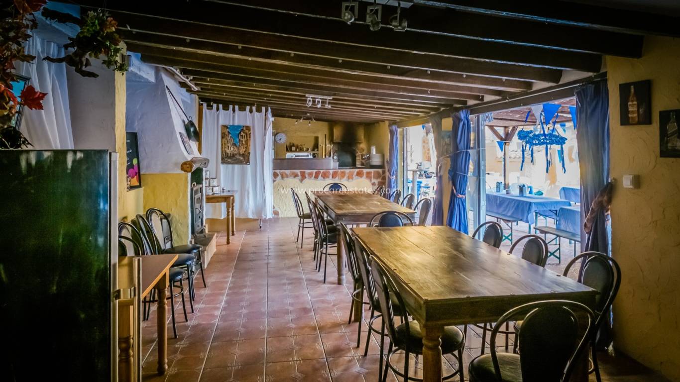 Revente - Villa - Barbarroja
