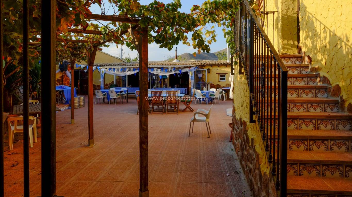 Revente - Villa - Barbarroja