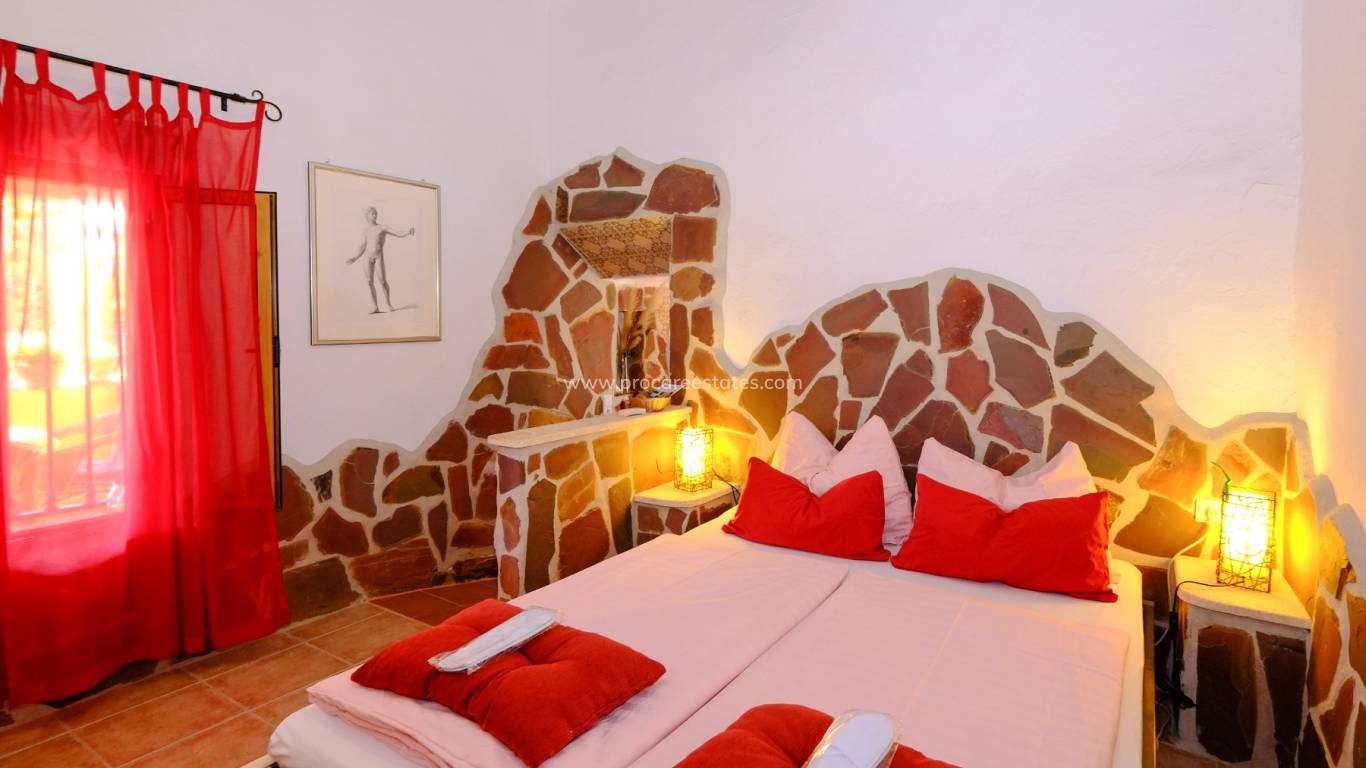 Revente - Villa - Barbarroja