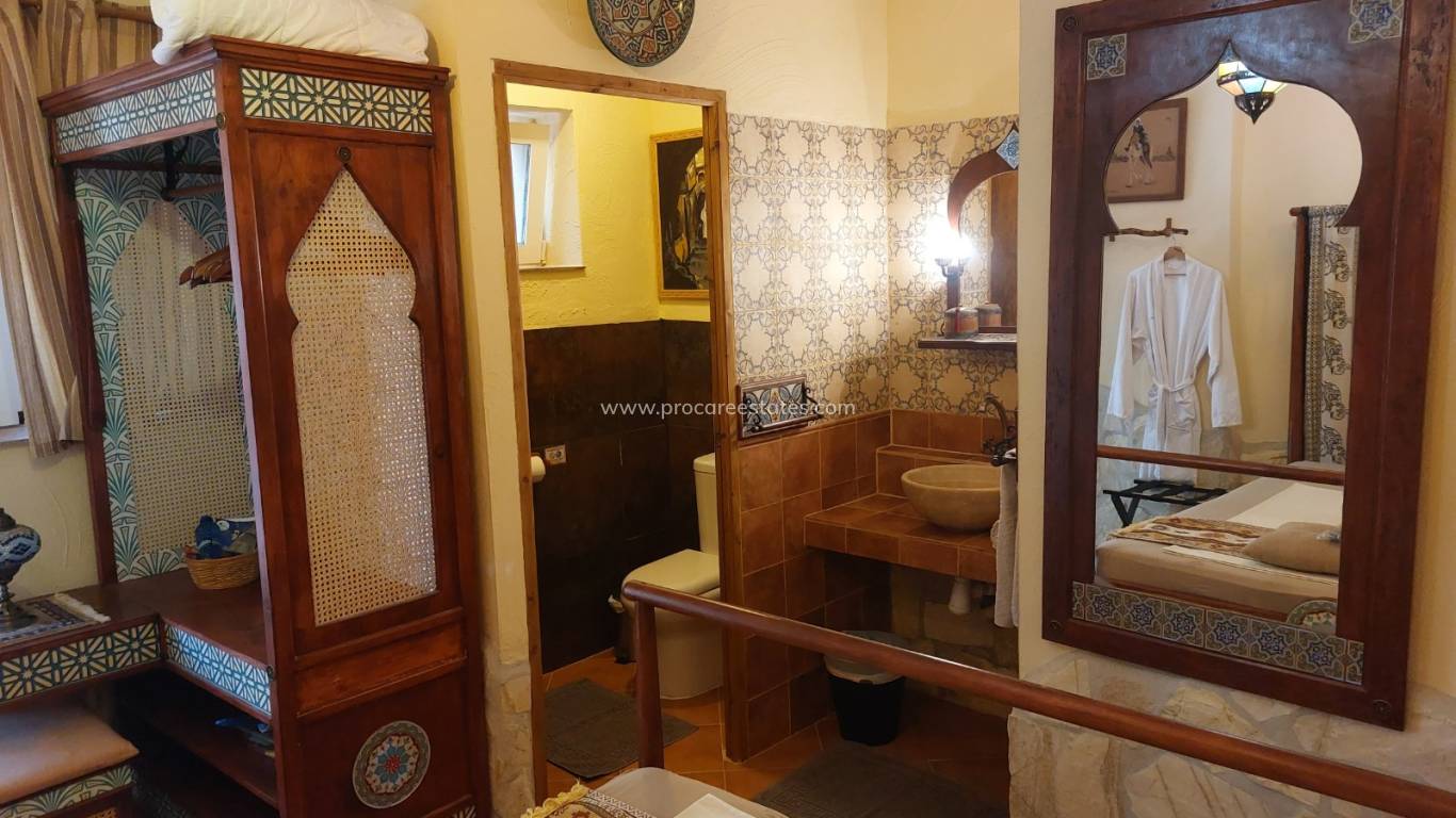 Revente - Villa - Barbarroja