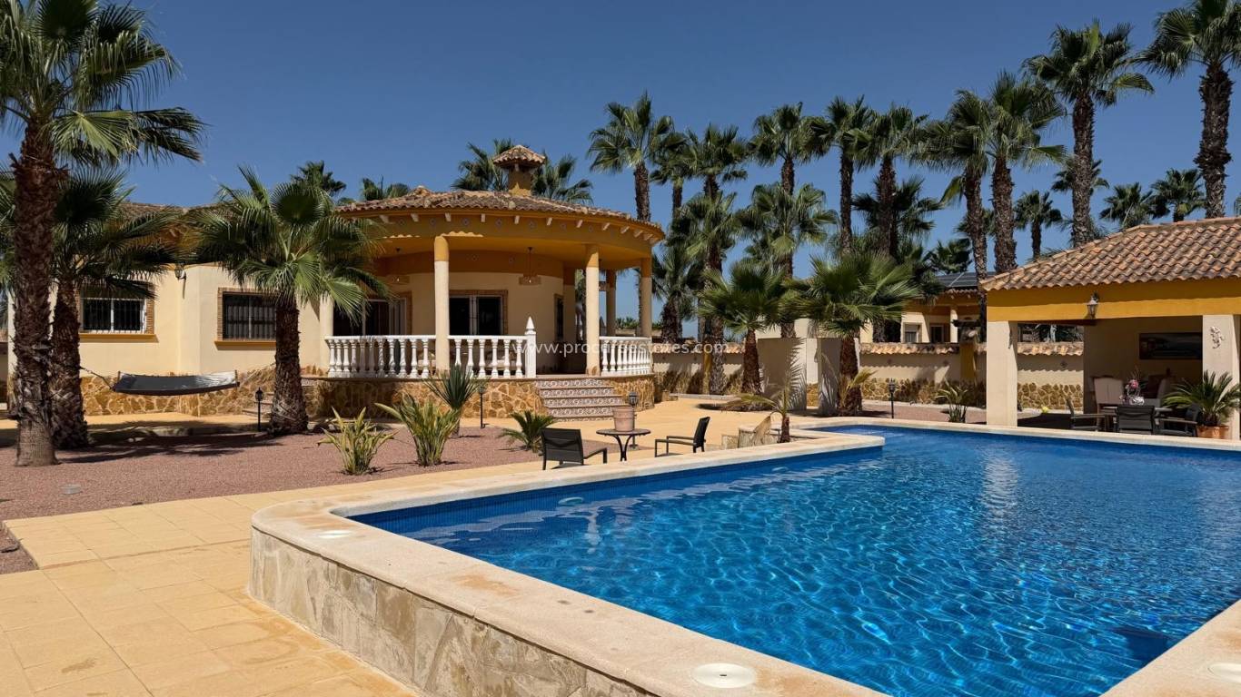 Revente - Villa - Catral