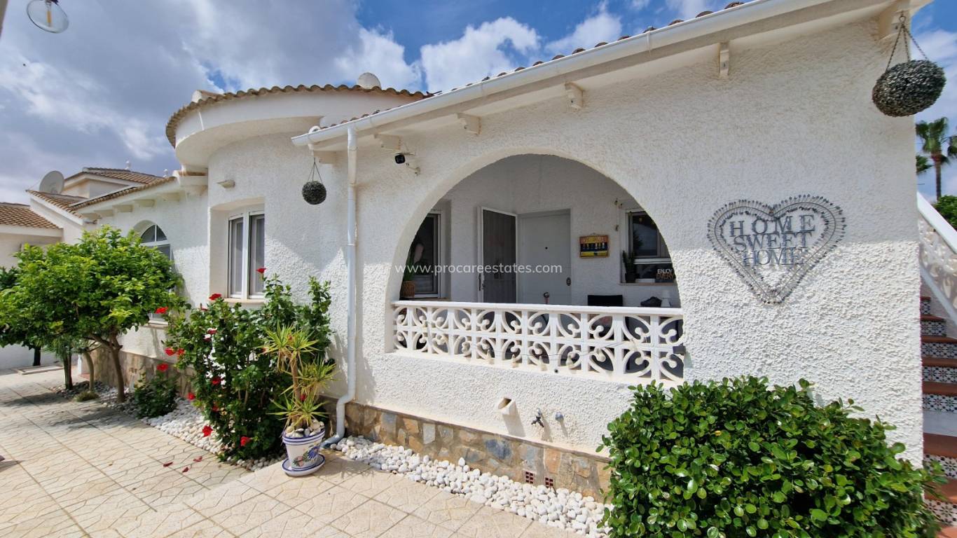 Revente - Villa - Ciudad Quesada - Pueblo Bravo