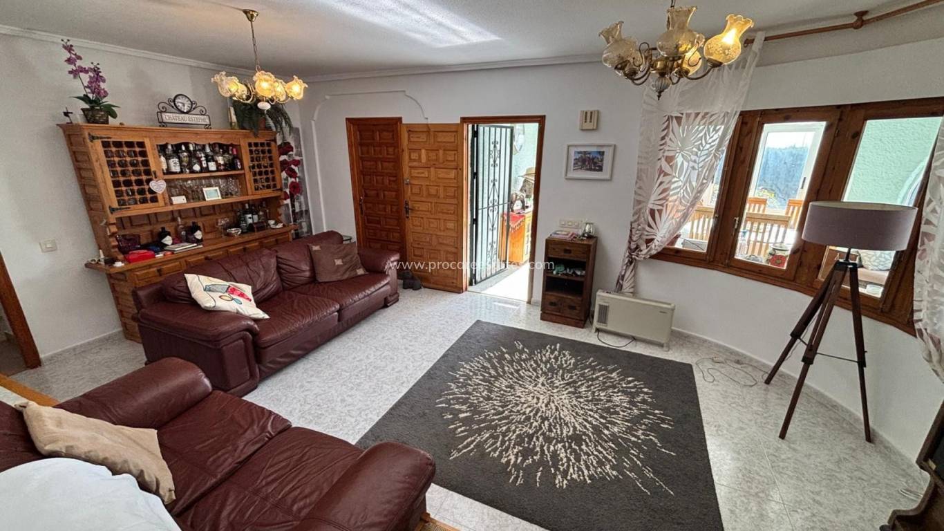 Revente - Villa Detached - Ciudad Quesada - CENTRO