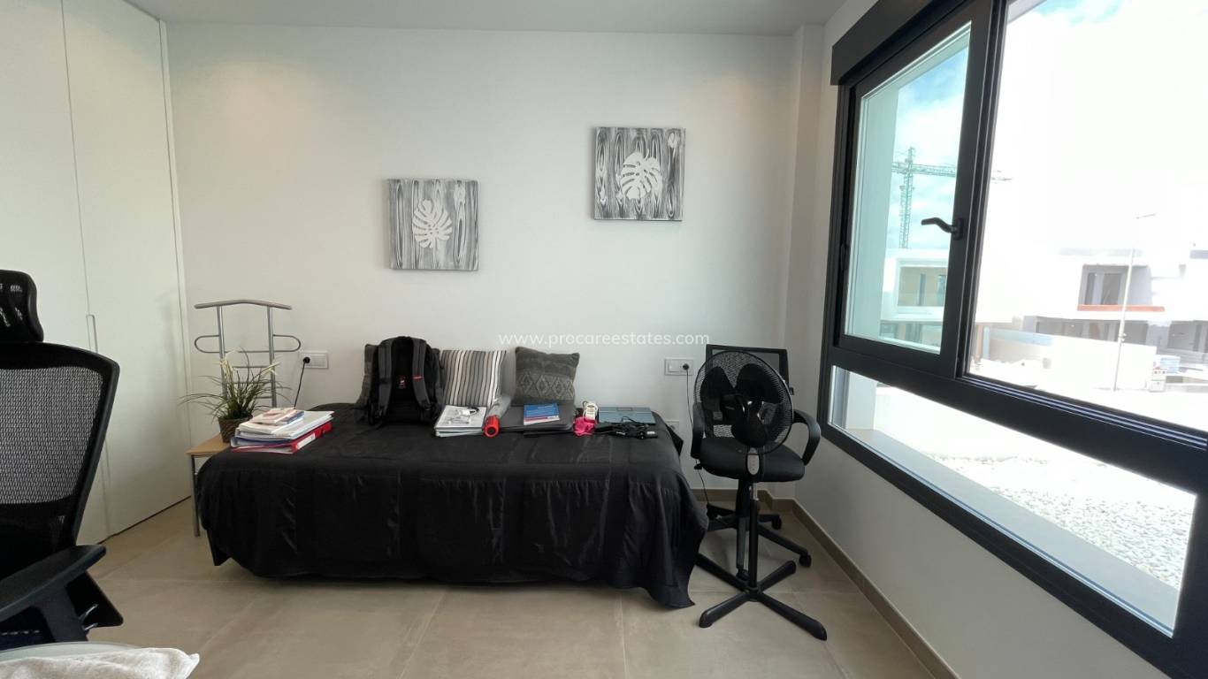 Revente - Villa - Dolores - ZONA NUEVA