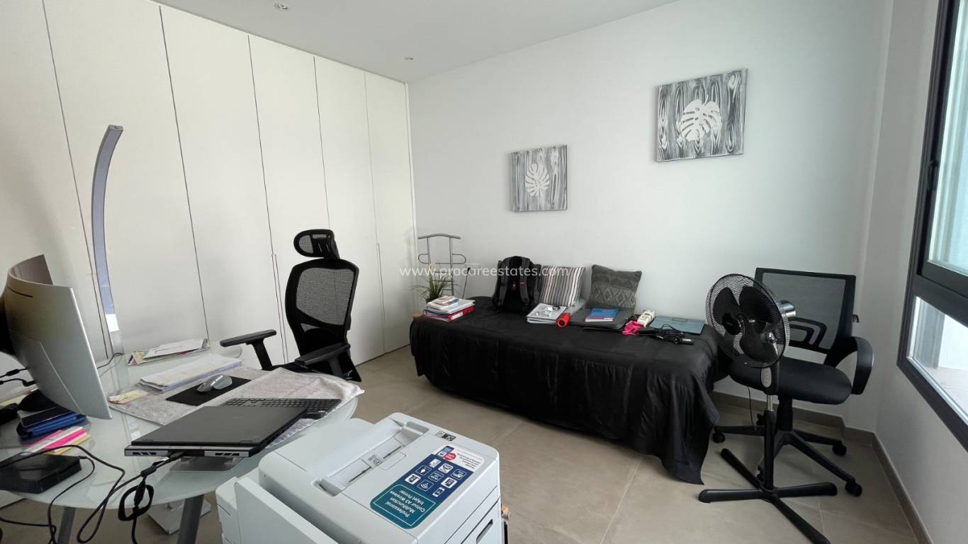 Revente - Villa - Dolores - ZONA NUEVA